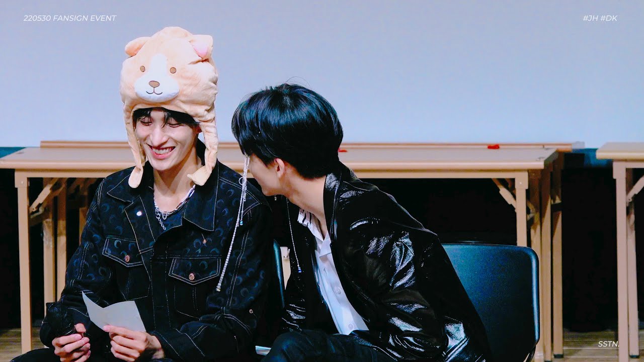 [4K] 220530 세븐틴 팬사인회 Q&A 정한 도겸 직캠 (SEVENTEEN JEONGHAN DK focus)