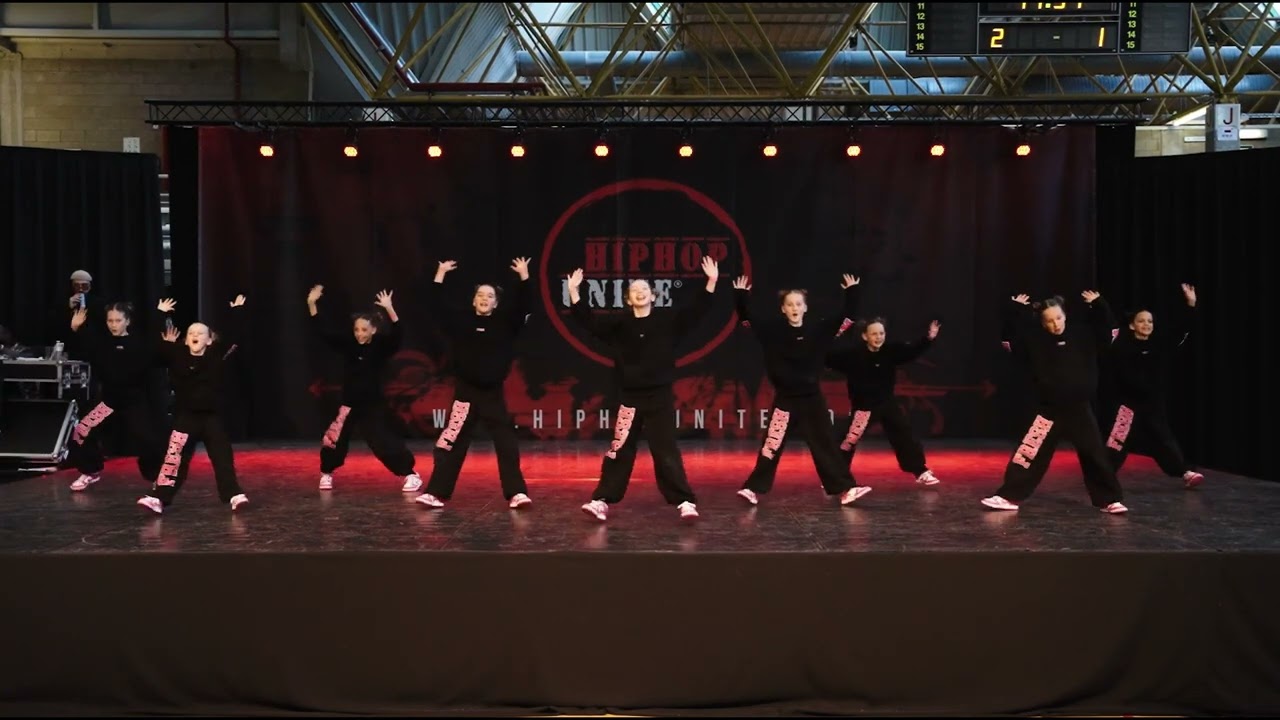 CADET SMALL CREW -  MADE2MOVE FRESH - HHU Belgian Championships 2025