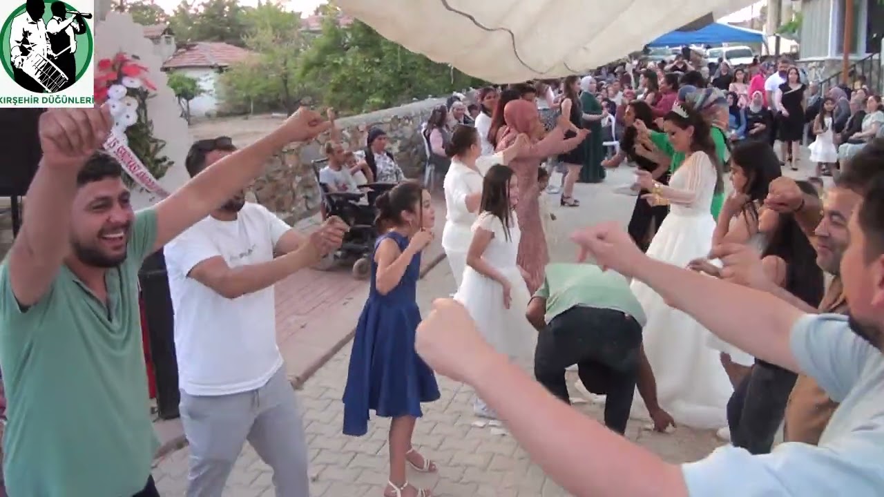 Kırşehir Özbağ Kasabası Soner Orhan ın Düğünü Oyun Havası Keskin Ustaları Birol Taşan ve Ekibi