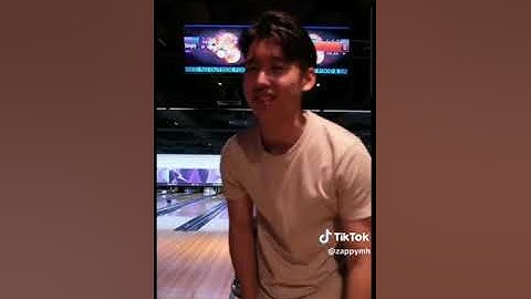 Challenged for $5 by stranger.. Took the W #subscribe #bowling #Challenge #accepted