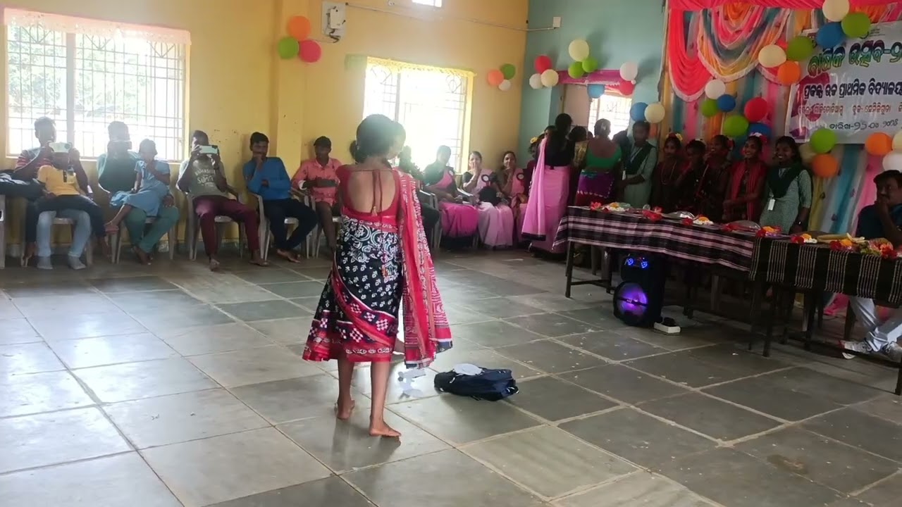 ଆସନ୍ତୁ ଦେଖିବା ଆମ online ମାଛ ବାଲିର ସୁନ୍ଦର acting PUPS Alligam pls 🙏🙏 like,  and subscribe my channel 