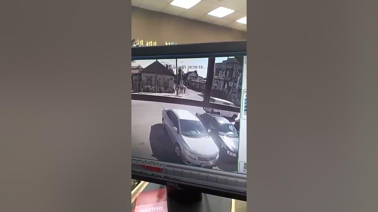 Появилась видеозапись аварии в Почепе Брянской области - YouTube