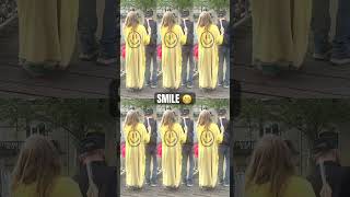 Smile 😁! #streetstyle #urbanstyle #fashion #paris