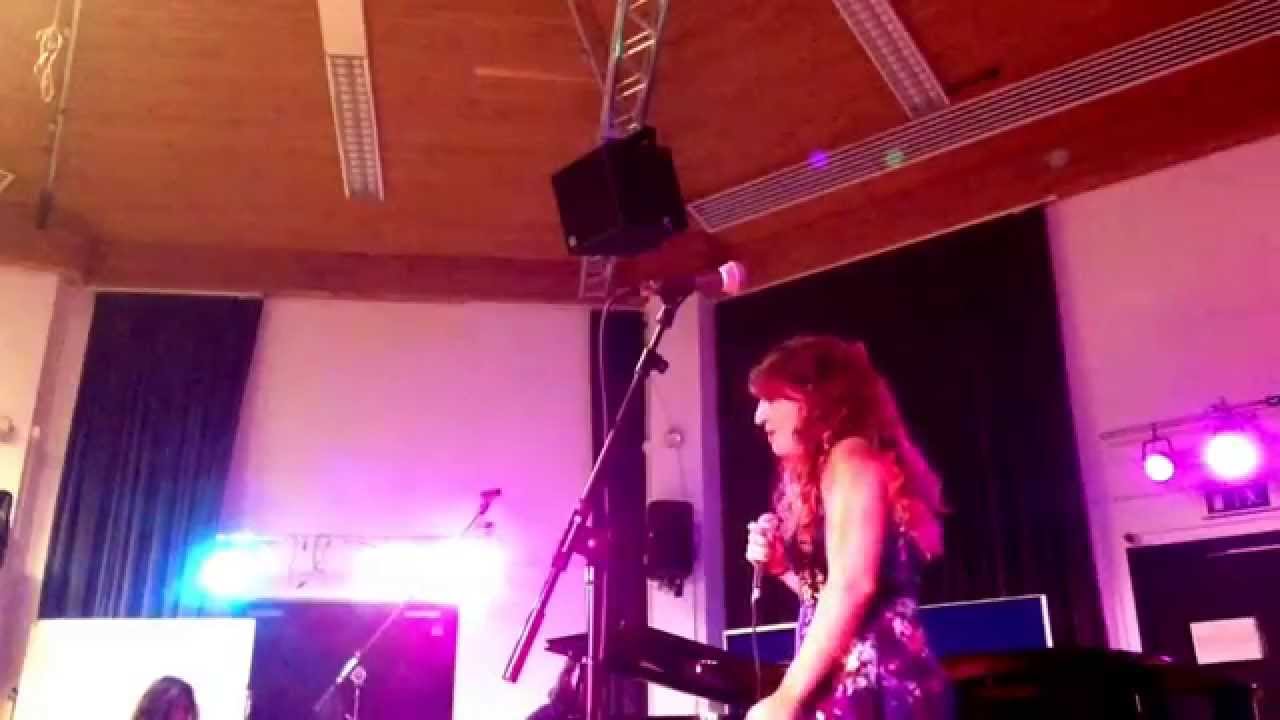 "Gotta" live- original song by LnD (Linda Anagnostopoulou and Dimitris Dimopoulos)