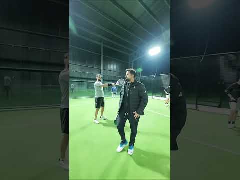 Padel: Domina las pelotas altas y bajas para ganar #shorts