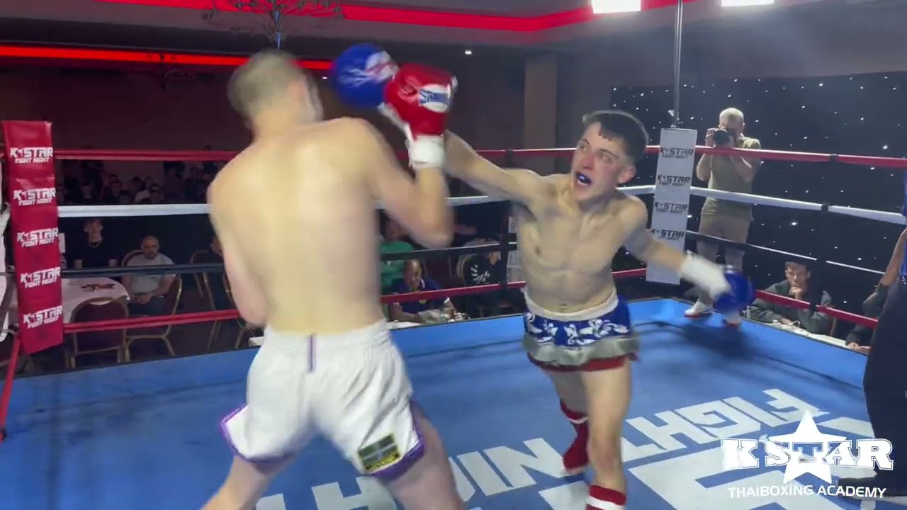 Alfie Hodgons vs Heston Thompson