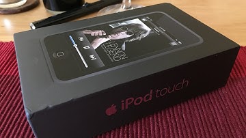 Apple iPod touch 1st generation unboxing (John Lennon)