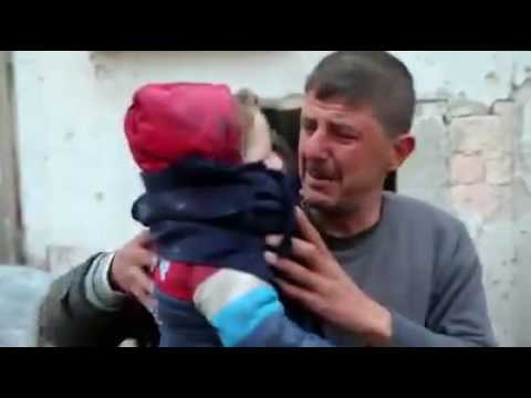 طفلة سوريةصغيرةمن حلب بابا وينه عمو هون الرجل بالجنة