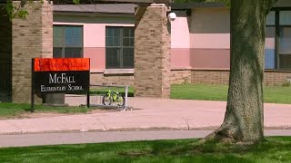 High schoolers build custom sandboxes for boy, 6