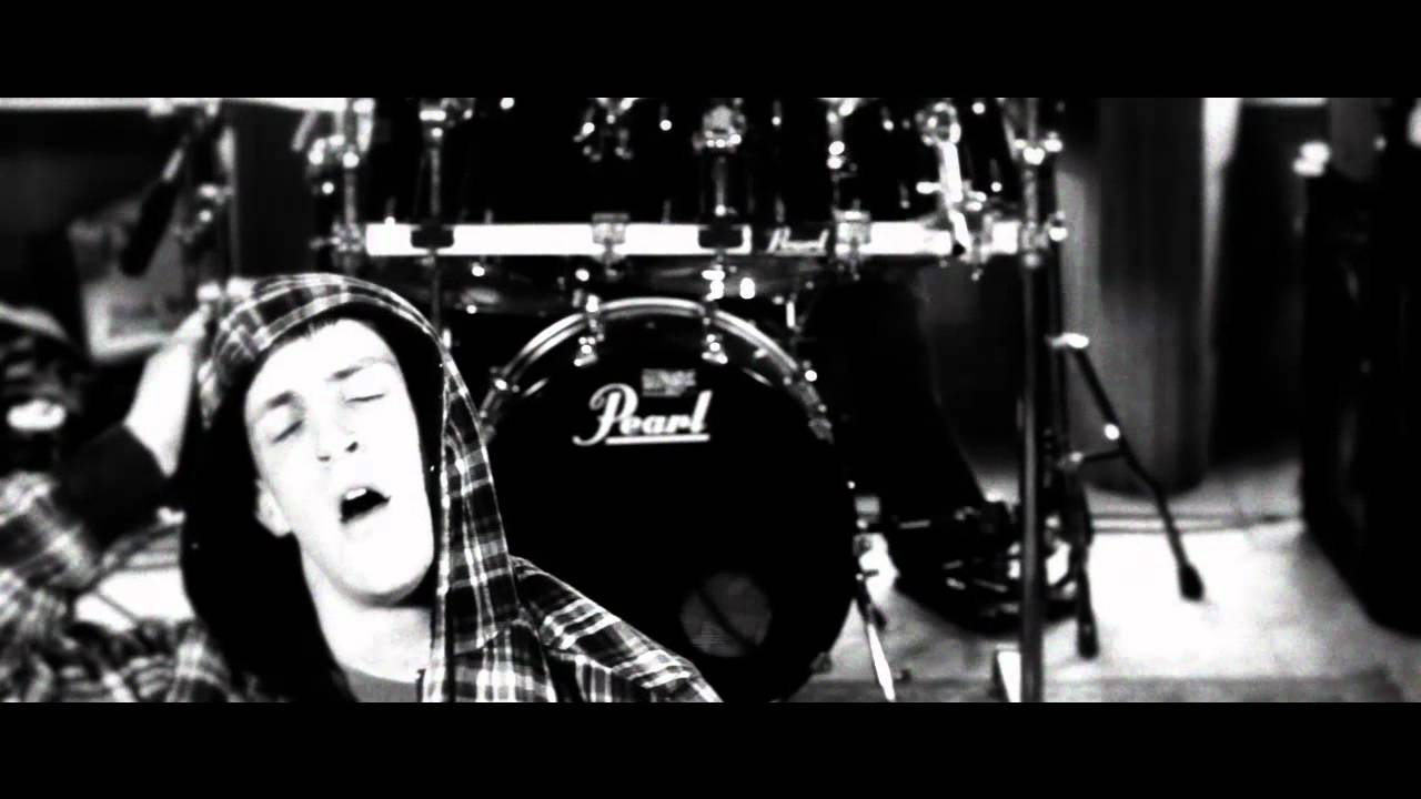 Ilenkus - Great Divide [Official Music Video]