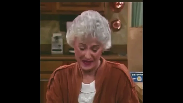 Betty White-Golden Girls-Made her costars break ch...