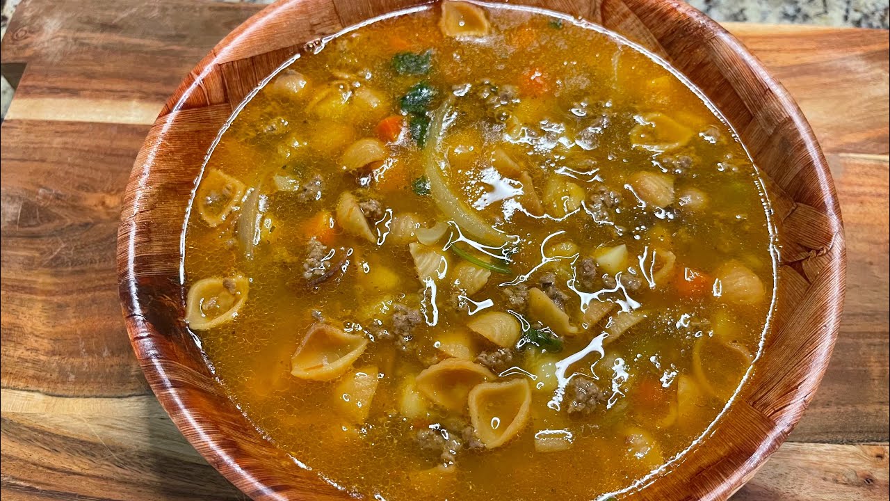 SOPA DE CONCHITAS CON CARNE MOLIDA Y VERDURAS