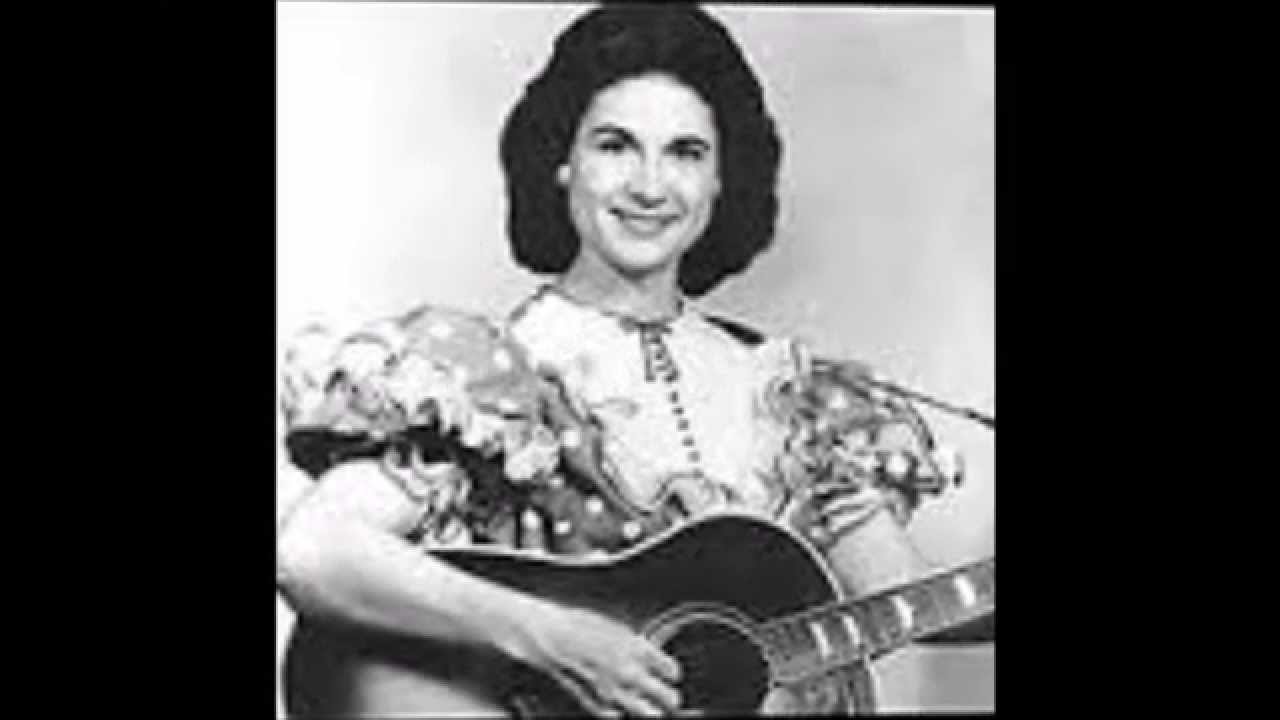 Kitty Wells **TRIBUTE** Slowly Dying [1957]. YouTube