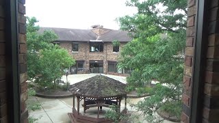 Dover Hydraulic Elevator @ Village Court - Building 2 - Elm Grove, WI