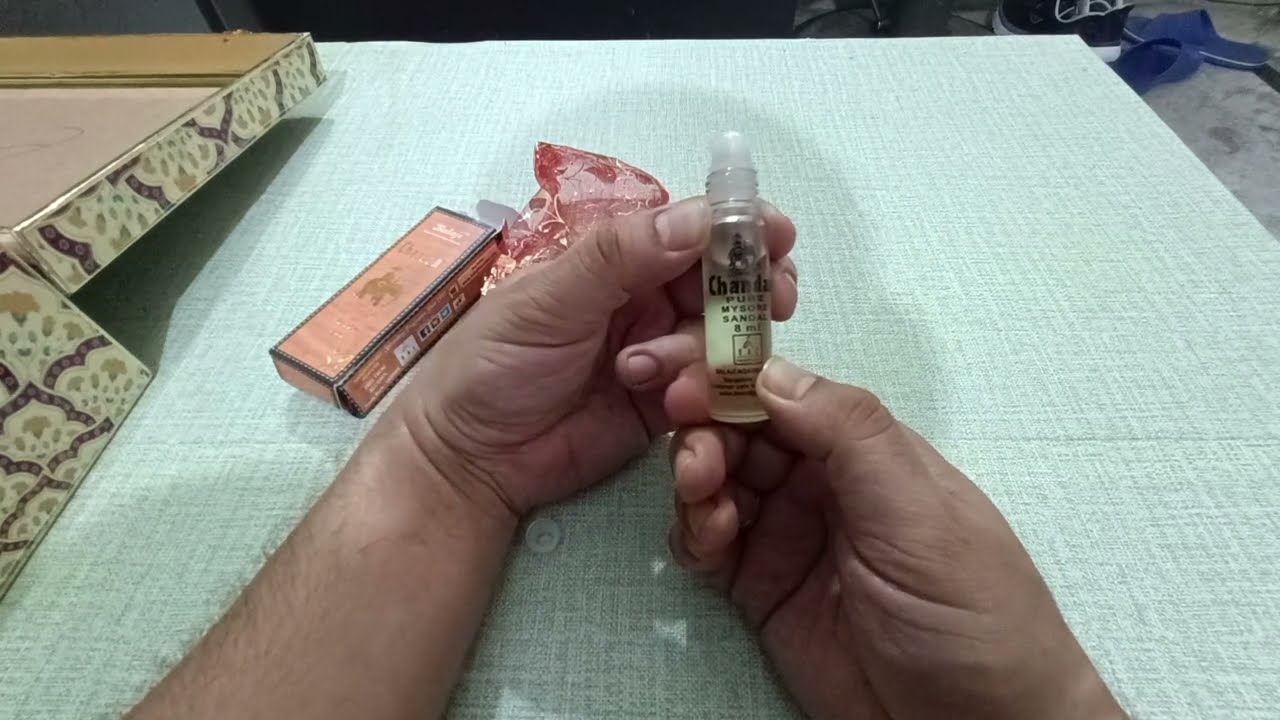 Balaji Chandan 8 ml roll on, an ultimate fragrance.