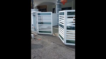 folding gate