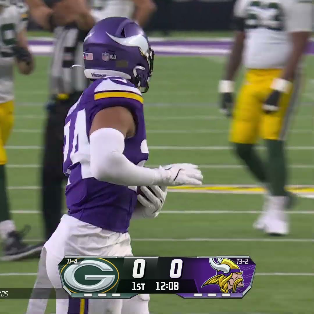 Camryn Bynum with a Fumble Recovery vs. Green Bay Packers