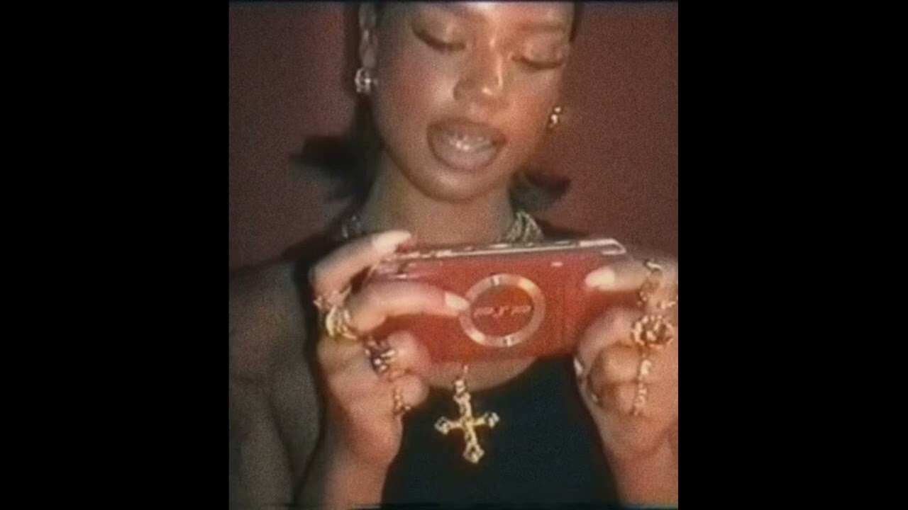 Old Playboi Carti x Young Nudy x Pierre Bourne Type Beat - BADDIE (Prod. Murkeo)