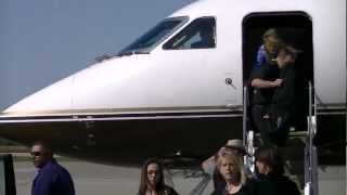 Aerosmith Getting Off Plane!!!
