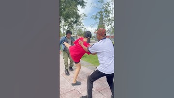 Tên cướp liều lĩnh gặp cảnh sát và cái kết buồn #usa