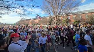 Download Lagu Buddhist Monks on their \ MP3