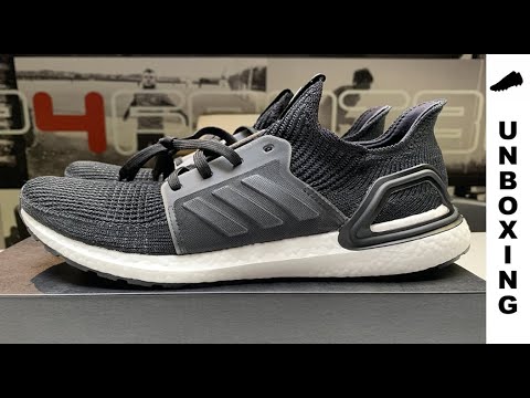 ultra boost 19 black and white