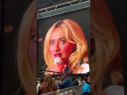 Sabrina Carpenter Did A English Accent For Her Nonsense Outro In London Shorts