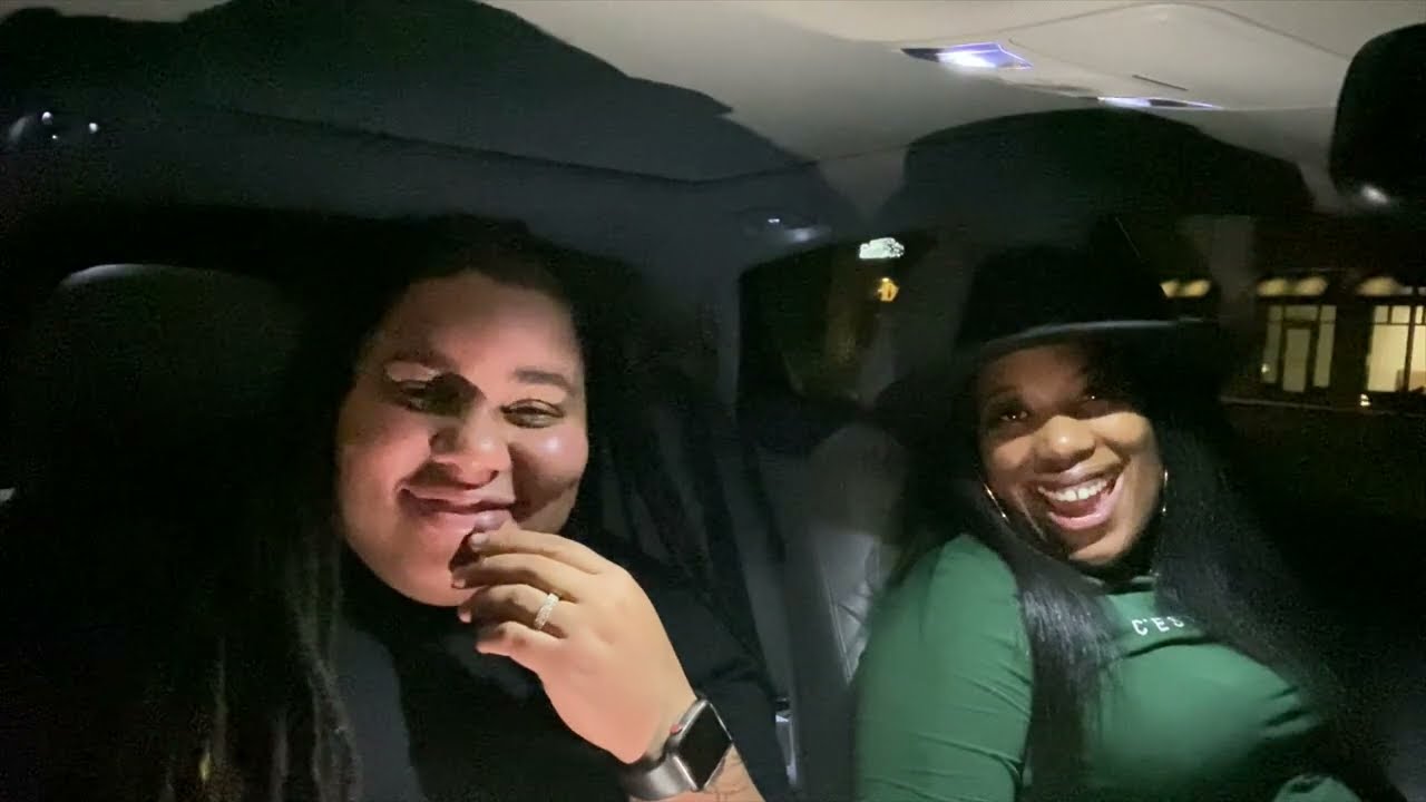 WE WENT TO BLOODSHED FARMS HAUNTED DRIVE-THRU (WE WERE TERRIFIED) | HAPPY HALLOWEEN | VLOG