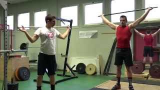 Tutorial sul sollevamento pesi Parte 2 (Come tenere il bastone, il lento dietro e l'overhead squat)