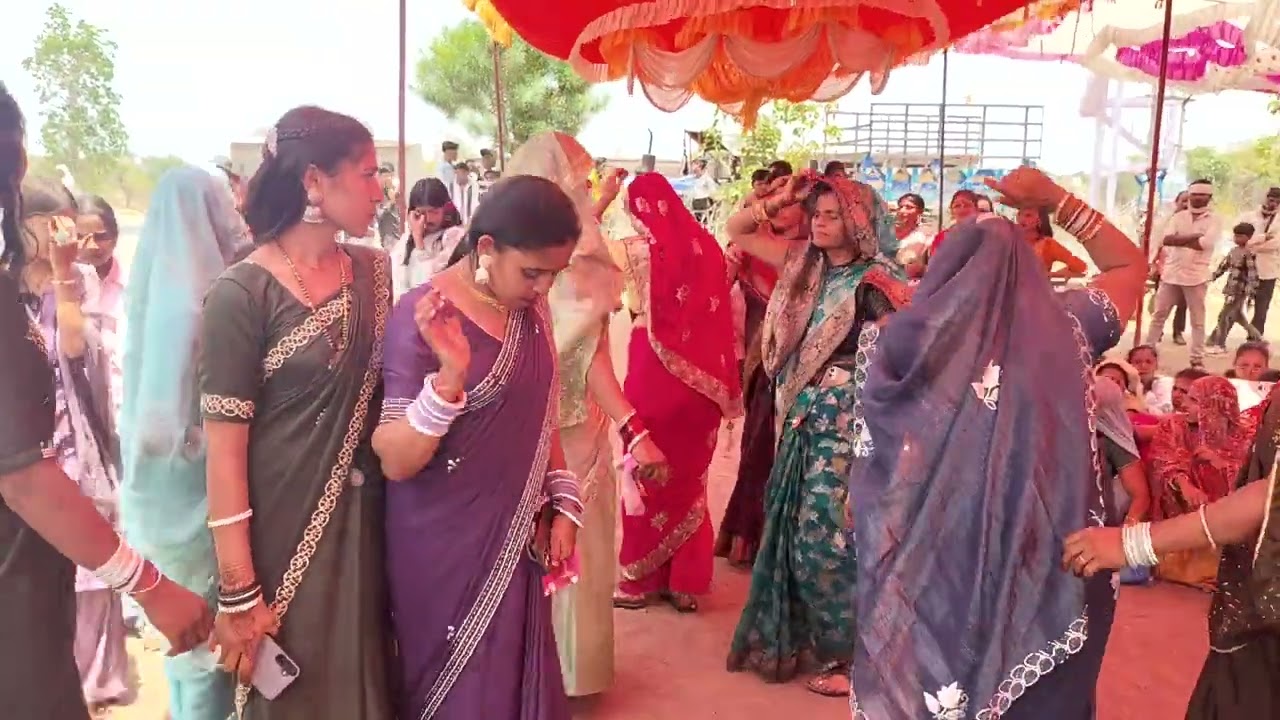 रातलों पान आपो मोने वाली आपो आदिवासी शादी डांस वीडियो