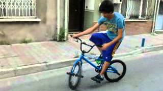 Bmx gidon çevirme hareketi