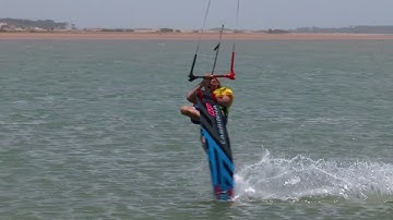 Kitesurfing Technique - Dark Slide with a Back Roll