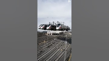 Thumbnail of Metro Train Squeeze #aiedits