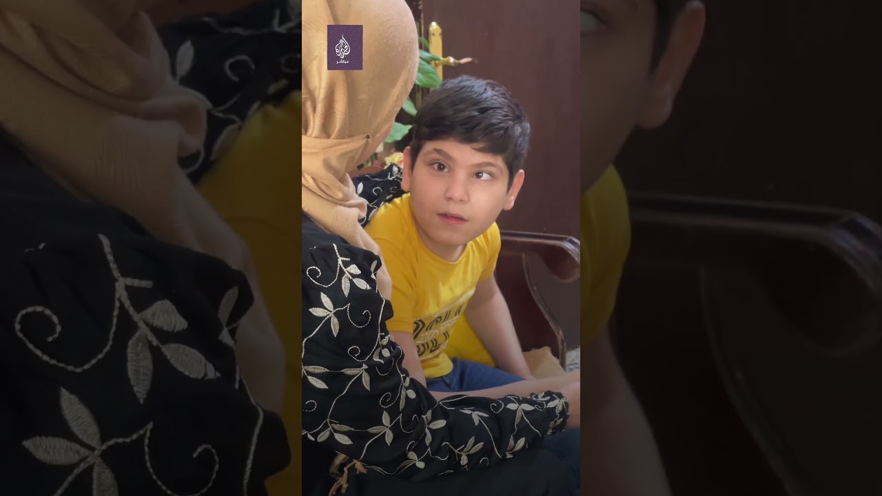 "طفولتي كلها قضيتها بالبيت.. والله ملل".. طفل سوري يعاني من نقص الأكسجين بالدماغ ولديه أمنيتان فقط