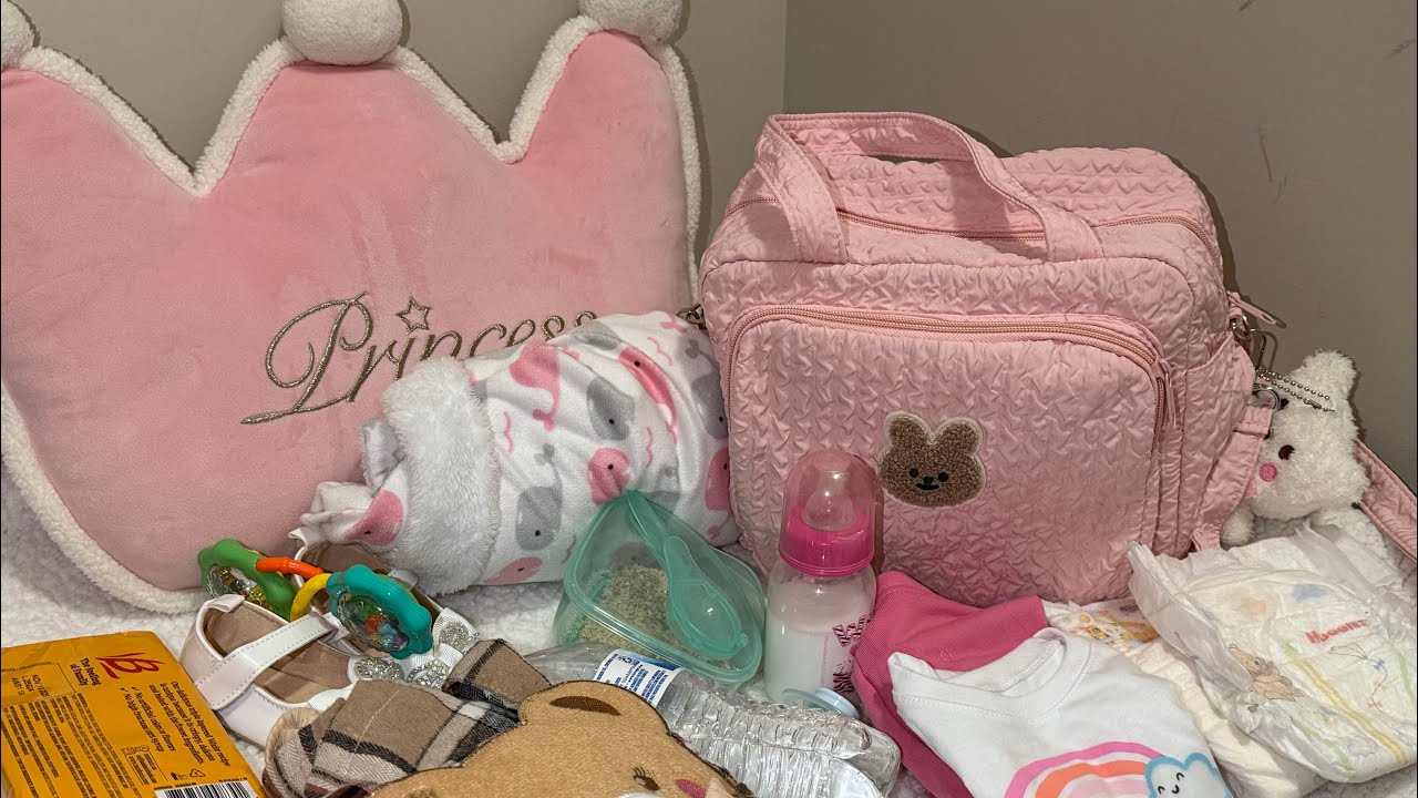 QUE LLEVO EN LA PAÑALERA DE MI BEBÉ REALISTA CEILA