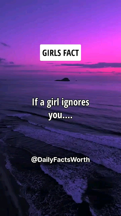 Jika seorang gadis mengabaikanmu.... #celanapendek