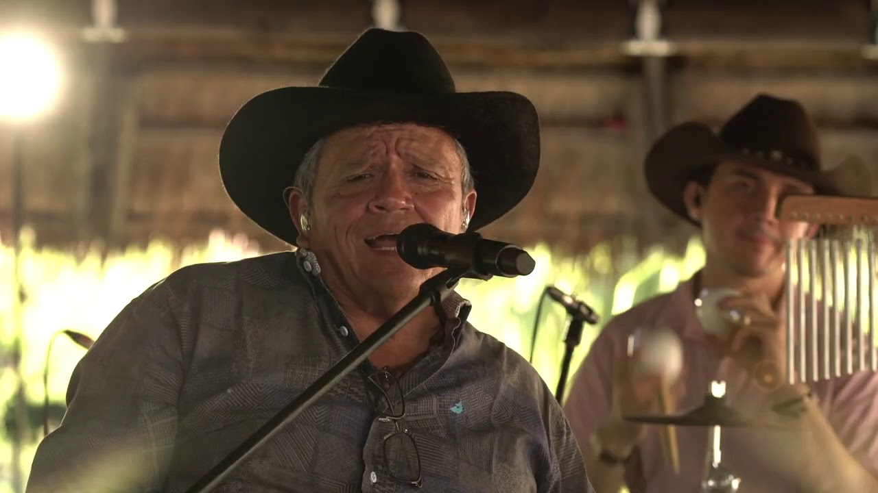 Cholo Valderrama Con Bordón Libre - Llanerazo (En Vivo 2021)