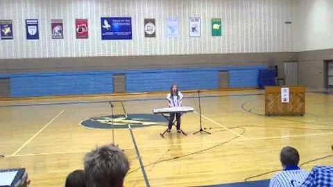 Allison Chapman singing "Holdin On To You"