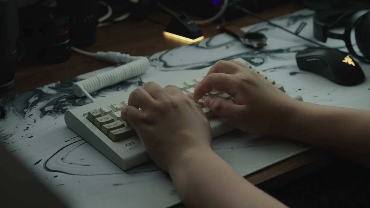 KBt RE 66 Cherry MX Milk Switch Typing YouTube