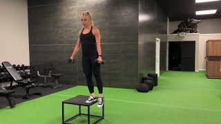Lateral step up to pause