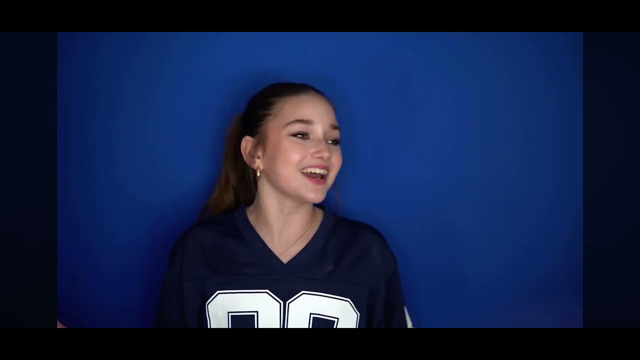 Clara Sankey sings 'World Burn' preview