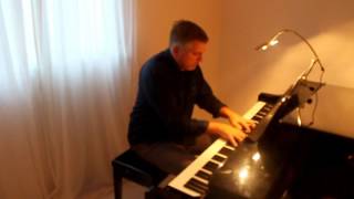 Video voorbeeld van "Ave María Caccini, piano Jose M. Armenta"