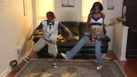 DJ Blaqstarr & Rye Rye - Shake It To The Ground