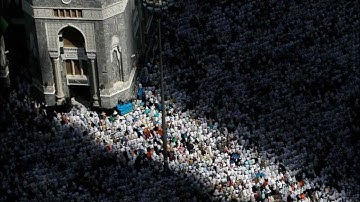 الشيخ السديس نادر سورة البقرة آيات 242-219 (1409H)