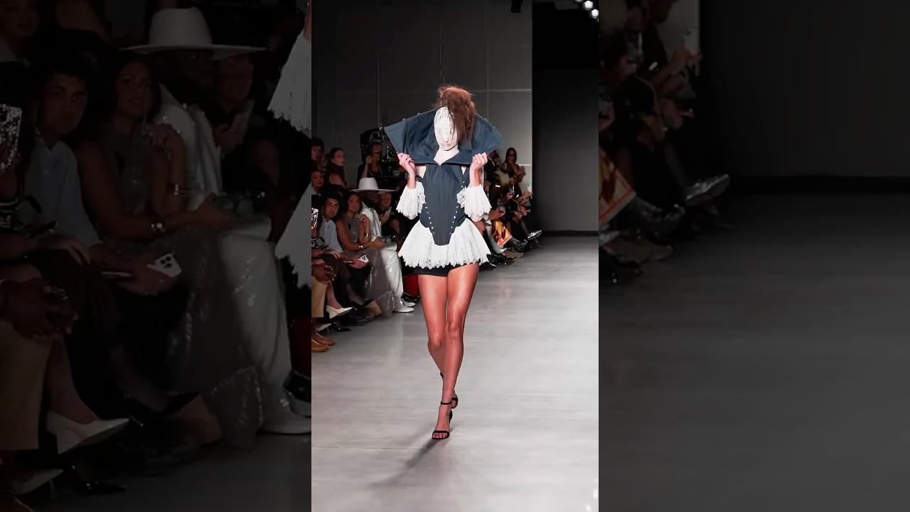 Global Fashion Collective - Eduardo Ramos Runway through my Lens by Photo Panesso