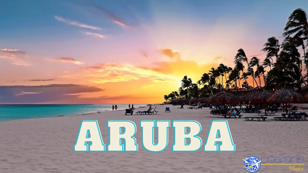 Aruba una hermosa isla del caribe con playas claras y un oleaje suave ...