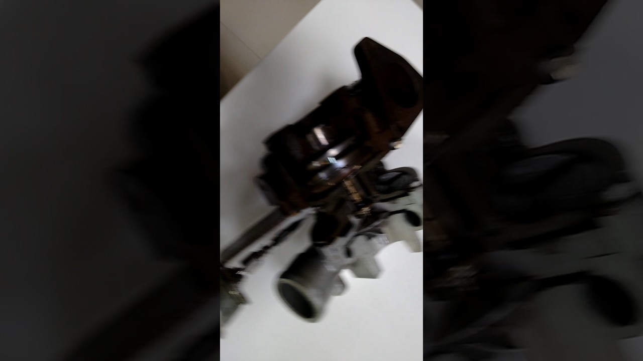 Variable-geometry or variable-nozzle turbochargers