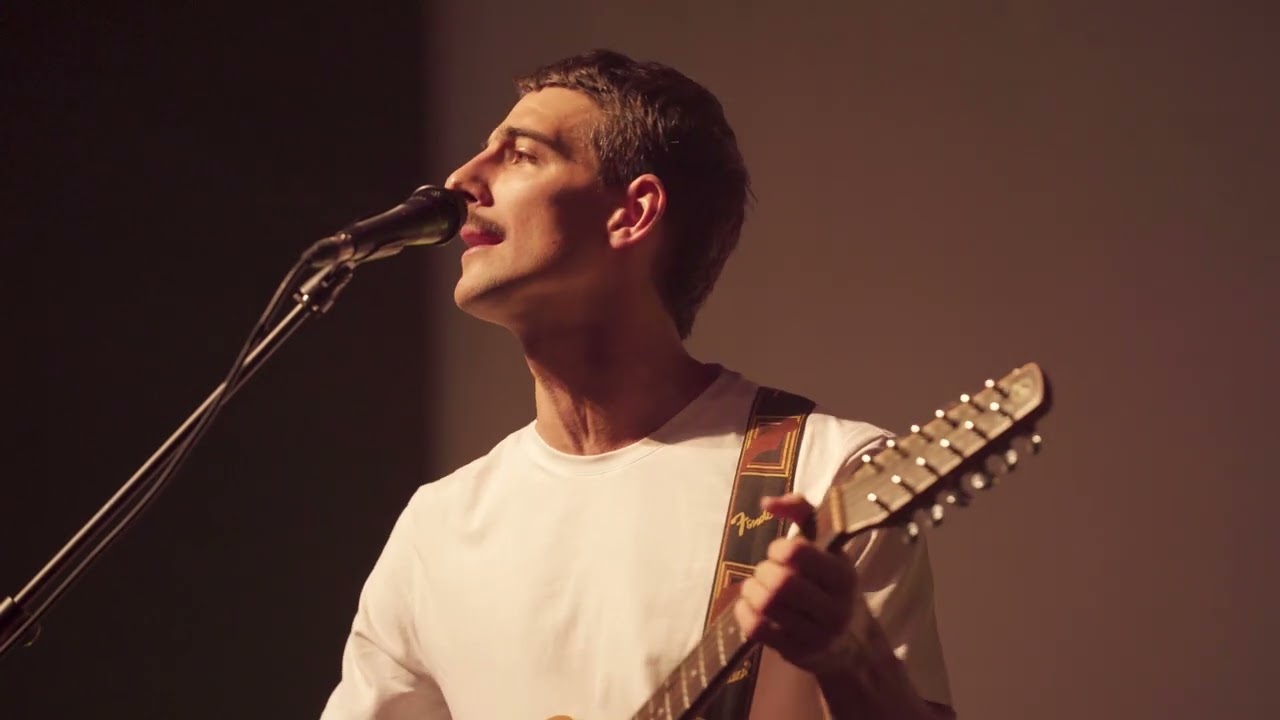 Nair Mirabrat - La Chola (Eduardo Mateo)