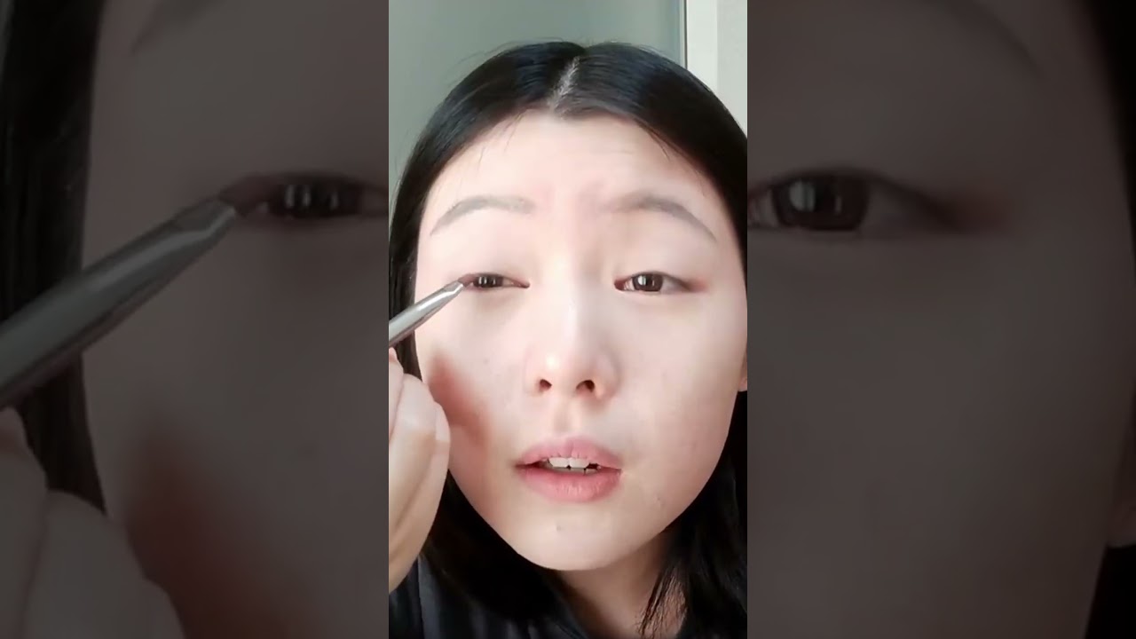 なんでこんな動画作ったんだろう 私にはわかりません #なに子 #年上お姉さん #メガネ #泣き顔メイク #男装 #メイク #makeuptutorial