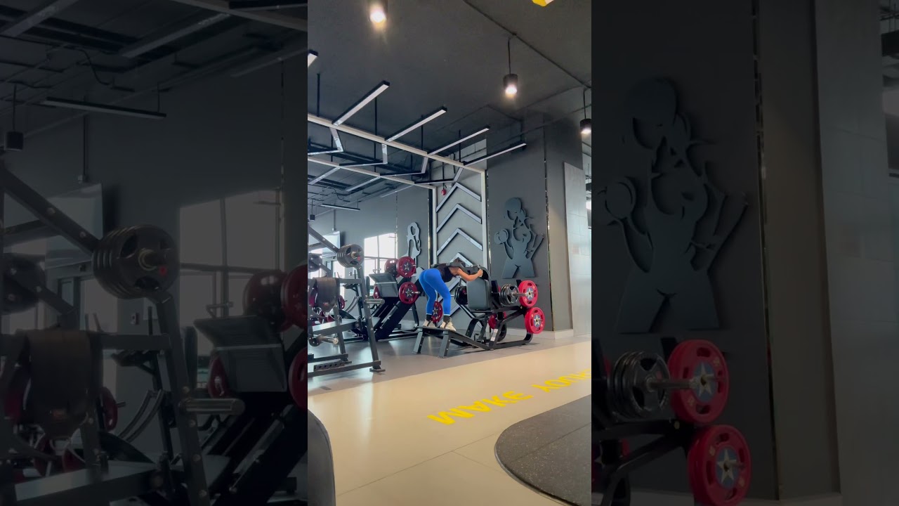 Good morning form for building lower glute. 🍑